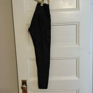 The Hugger Legging - Aerie, Charcoal